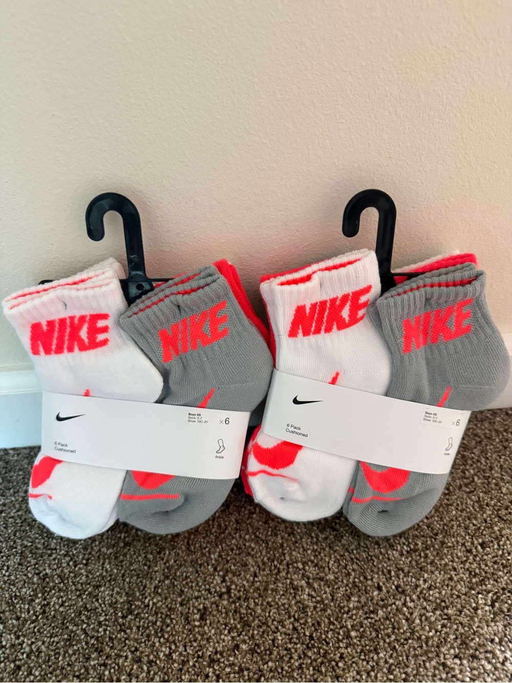 Nike Crew Sock Pack in White, Gray & Neon Coral